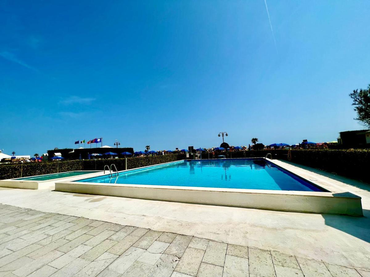 Blue Moon Penthouse Apartment Lido di Jesolo Bagian luar foto